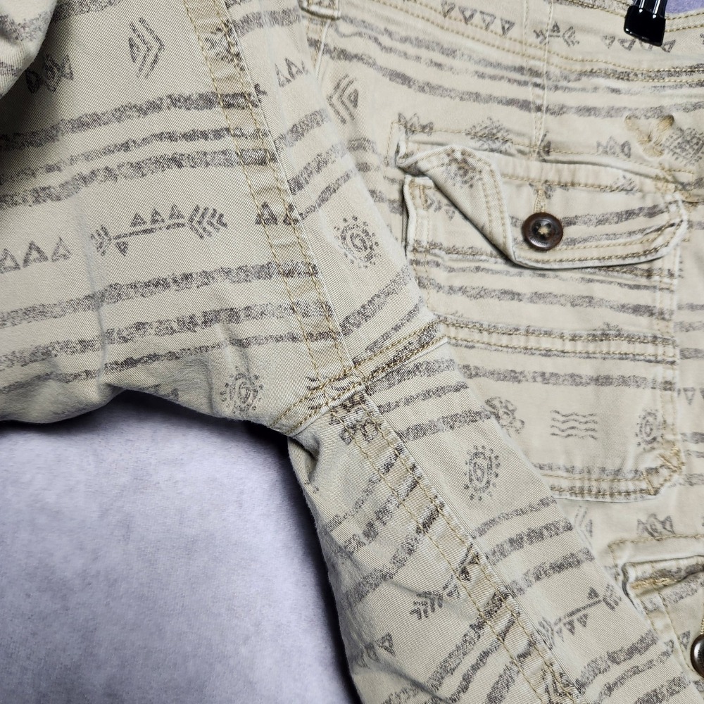 American Eagle Mens 32 Cargo Shorts Tan Brown Cave Art Print Classic Active Flex - Picture 10 of 14